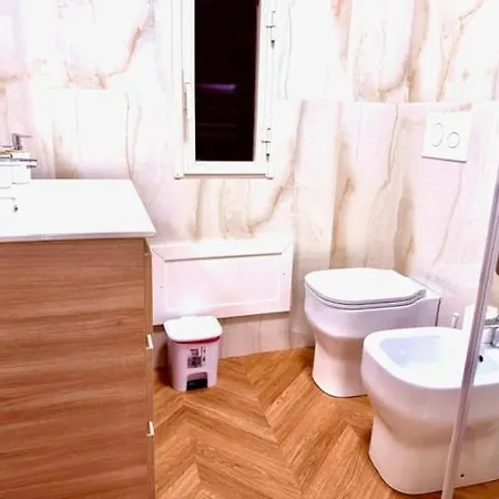 Centro Lulu House Apartament *
