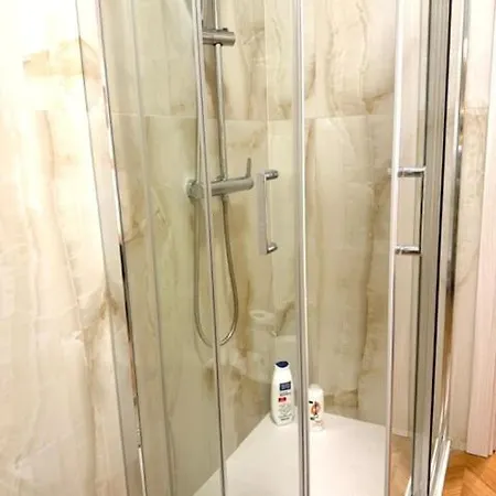 Апартаменты Centro Lulu House *